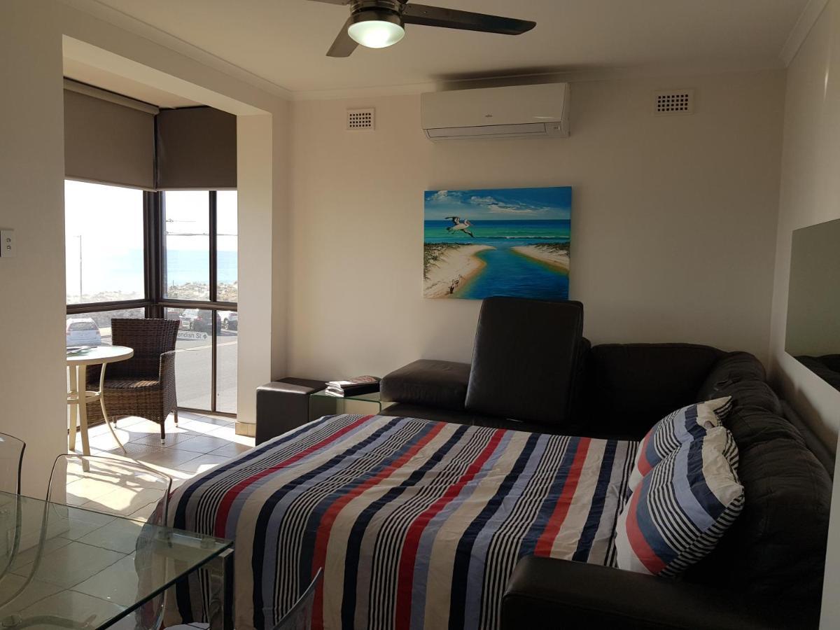 Acushla Esplanade Living Self Check-in Self Check-out Apartment West Beach